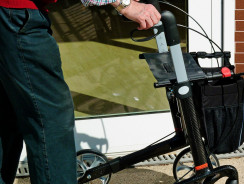 La téléassistance pour personnes âgées : parfait pour le maintien à domicile !