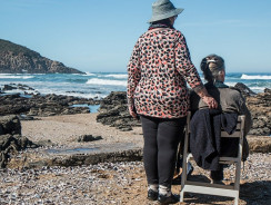 Senior : des aides financières pour financer le maintien à domicile