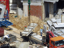 Construction maison : pourquoi faire appel à des professionnels ?