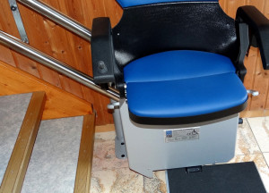 Pourquoi installer un monte escalier chez soi ?